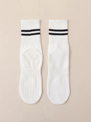 Women’s Non-Slip Pilates & Yoga Grip Socks – 4 Pairs
